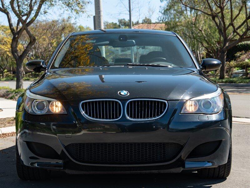 Thumbnail image of 2007 BMW M5 at PARADISE Automotive Group INC.