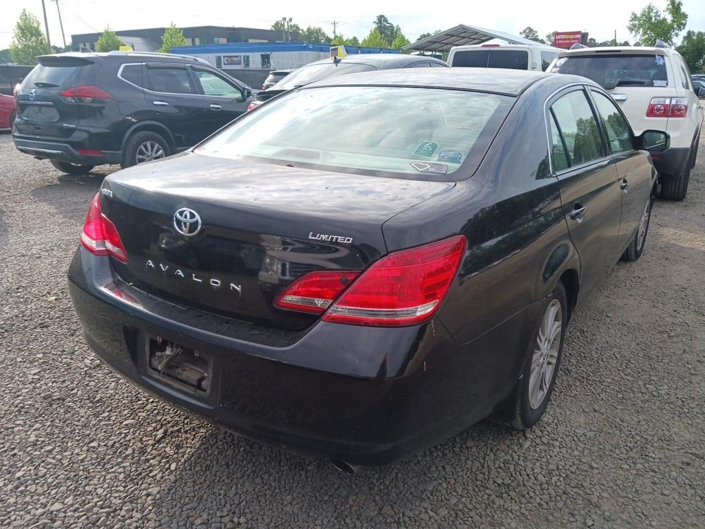 Thumbnail image of 2007 Toyota Avalon at TURNAGE MOTOR CO