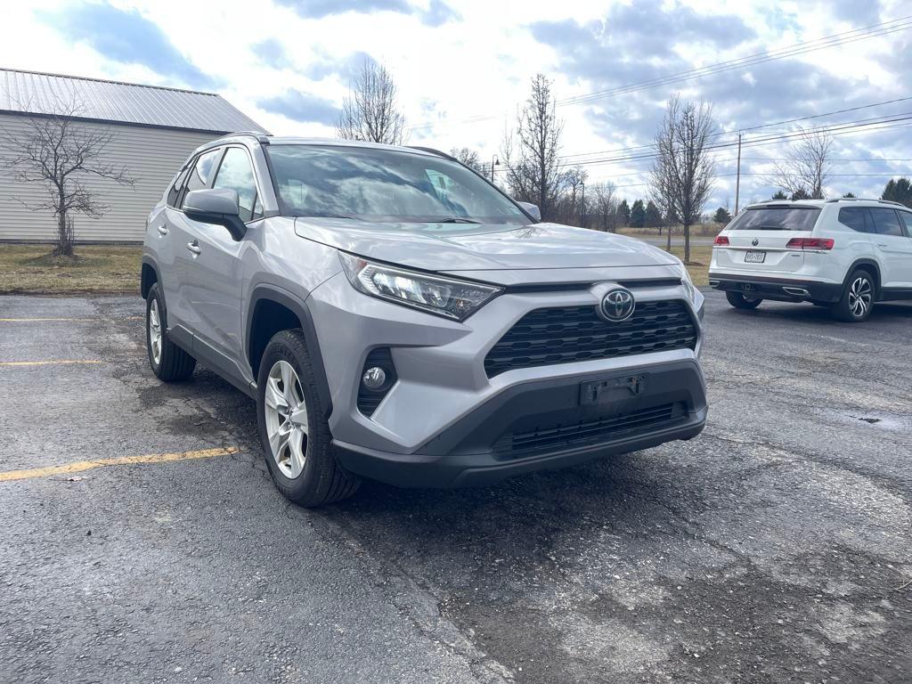 Thumbnail image of 2020 Toyota RAV4 at Vision Kia Canandaigua