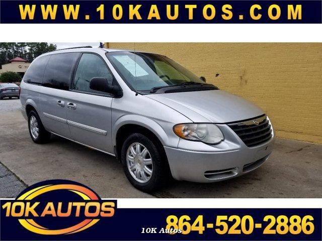 Thumbnail image of 2005 Chrysler Town and Country at 10K Autos