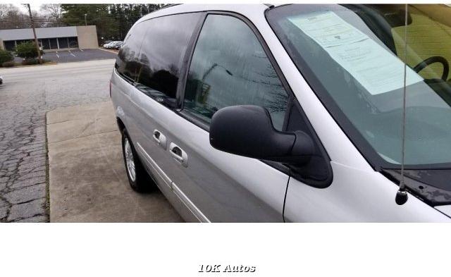 Thumbnail image of 2005 Chrysler Town and Country at 10K Autos