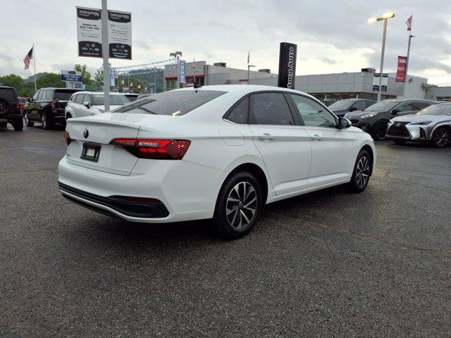 Thumbnail image of 2022 Volkswagen Jetta at Astorg Auto of Charleston