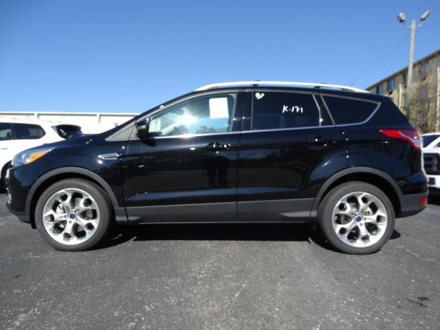 Thumbnail image of 2016 Ford Escape at Autonation Ford Lincoln Auburn