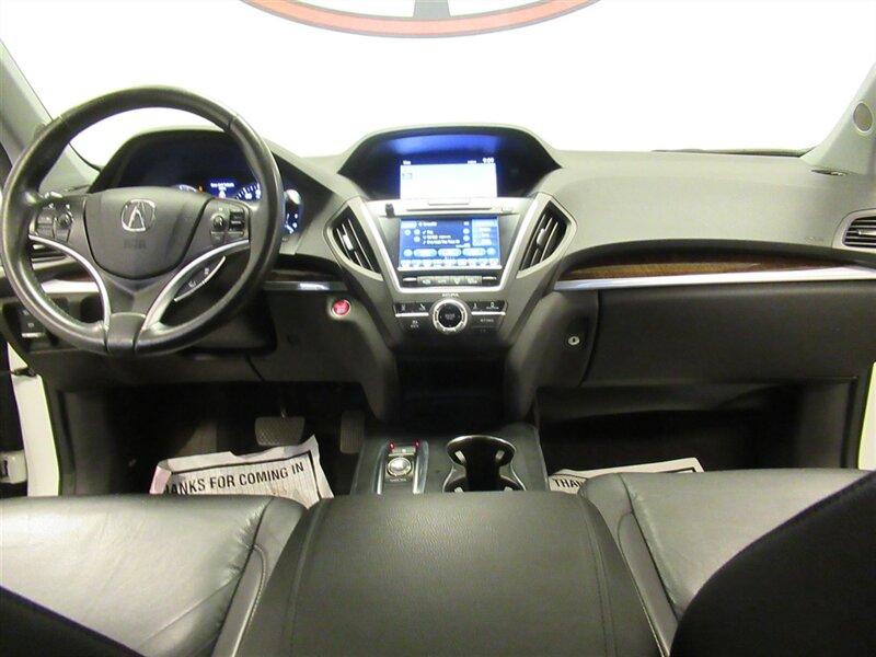 Thumbnail image of 2018 Acura MDX at Via Auto Sales