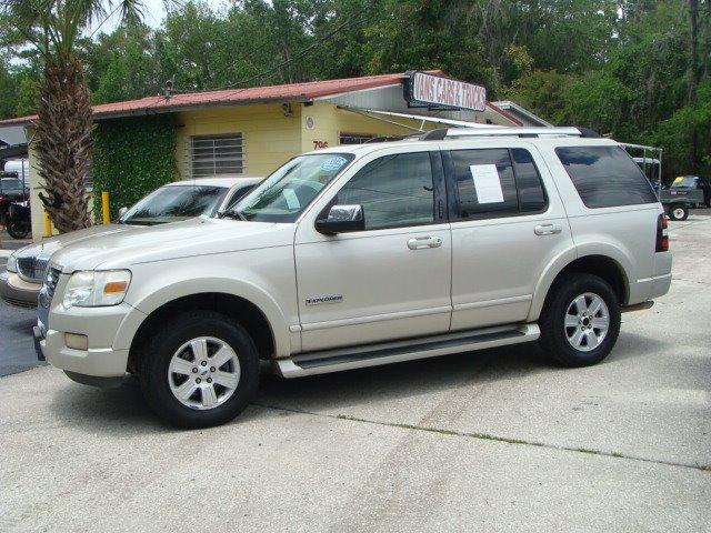 Thumbnail image of 2006 Ford Explorer at Vans Cars and Trucks