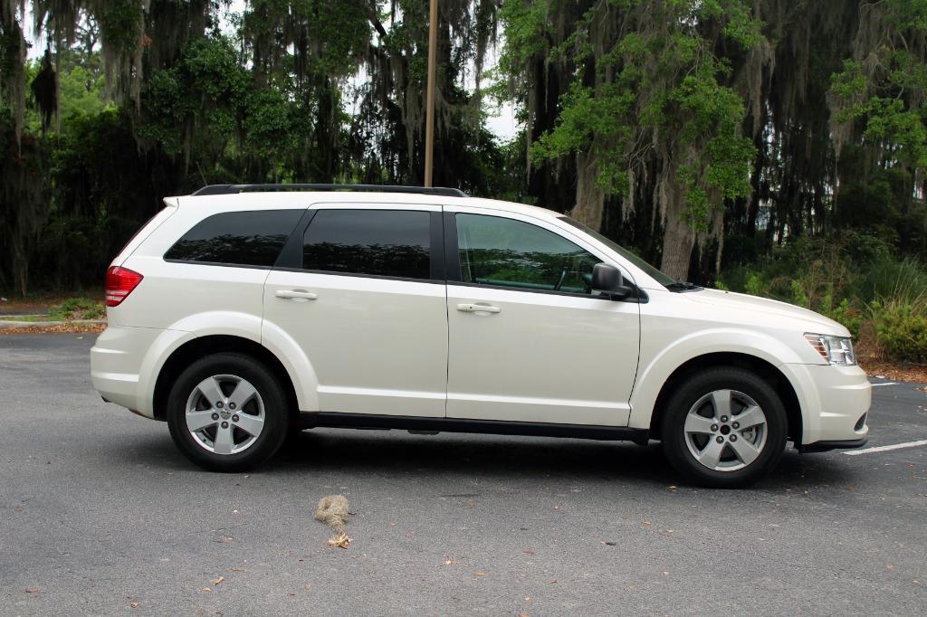 Thumbnail image of 2018 Dodge Journey at Auto Genius USA
