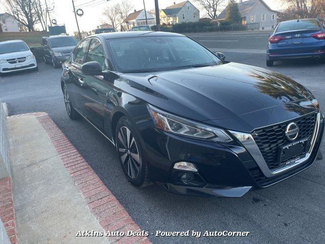 Thumbnail image of 2020 Nissan Altima at Atkin's Auto Deals