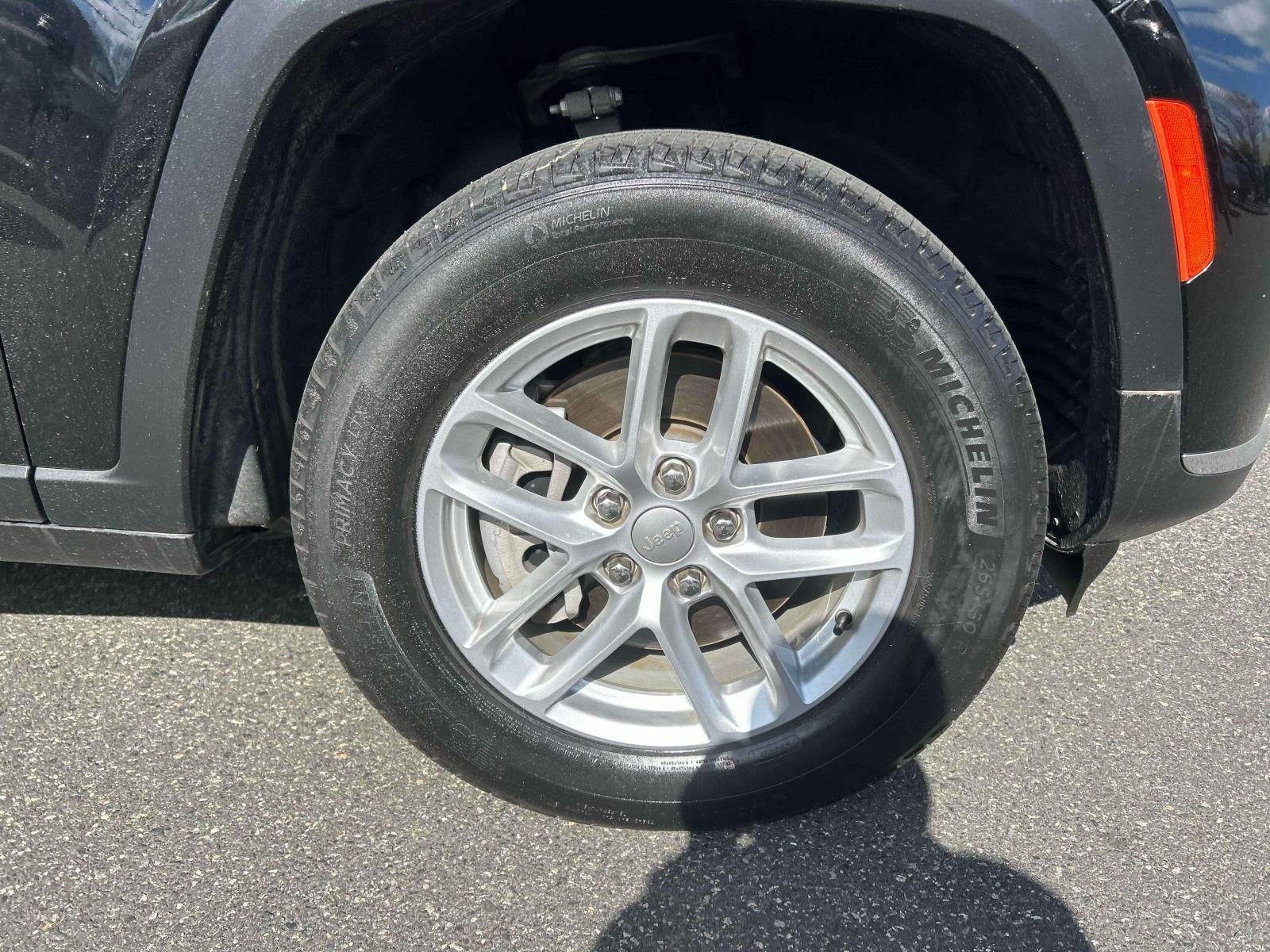 Thumbnail image of 2022 Jeep Grand Cherokee L at Route 130 Chrysler Jeep Dodge