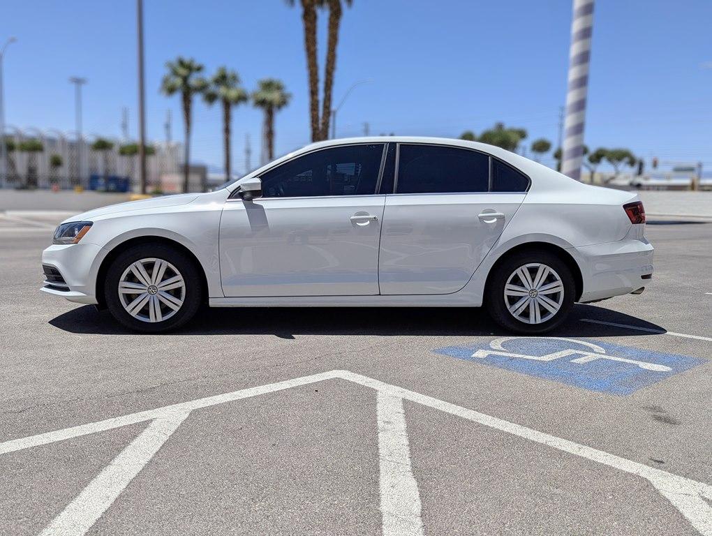 Thumbnail image of 2017 Volkswagen Jetta at DIVINE MOTORS