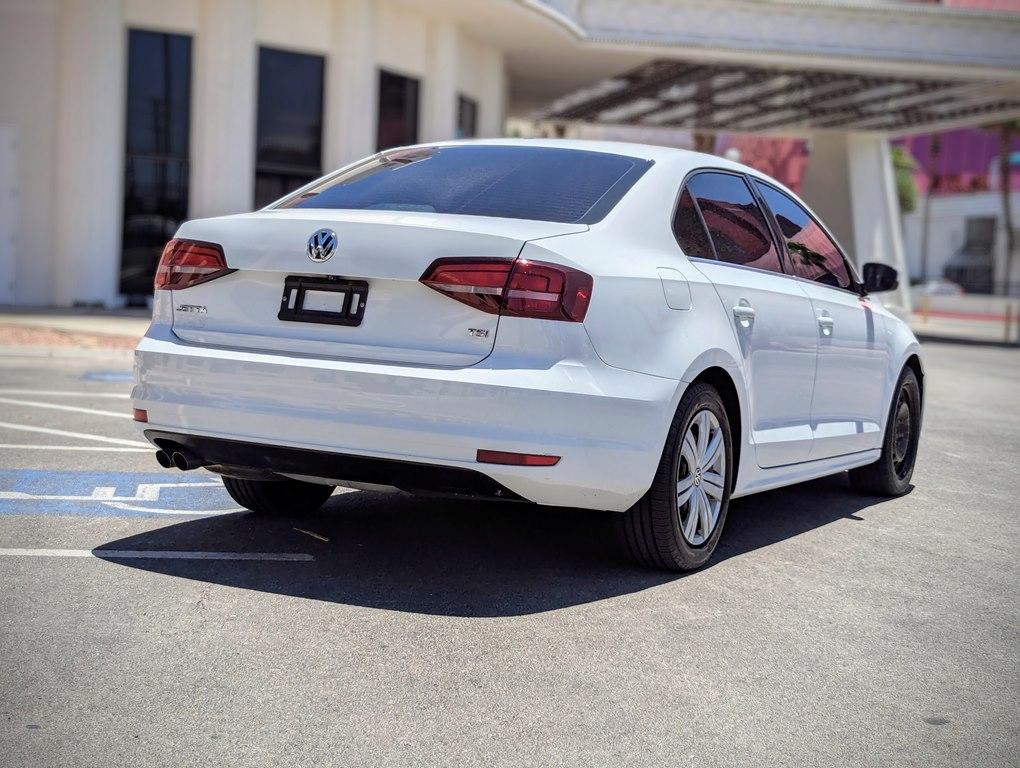 Thumbnail image of 2017 Volkswagen Jetta at DIVINE MOTORS