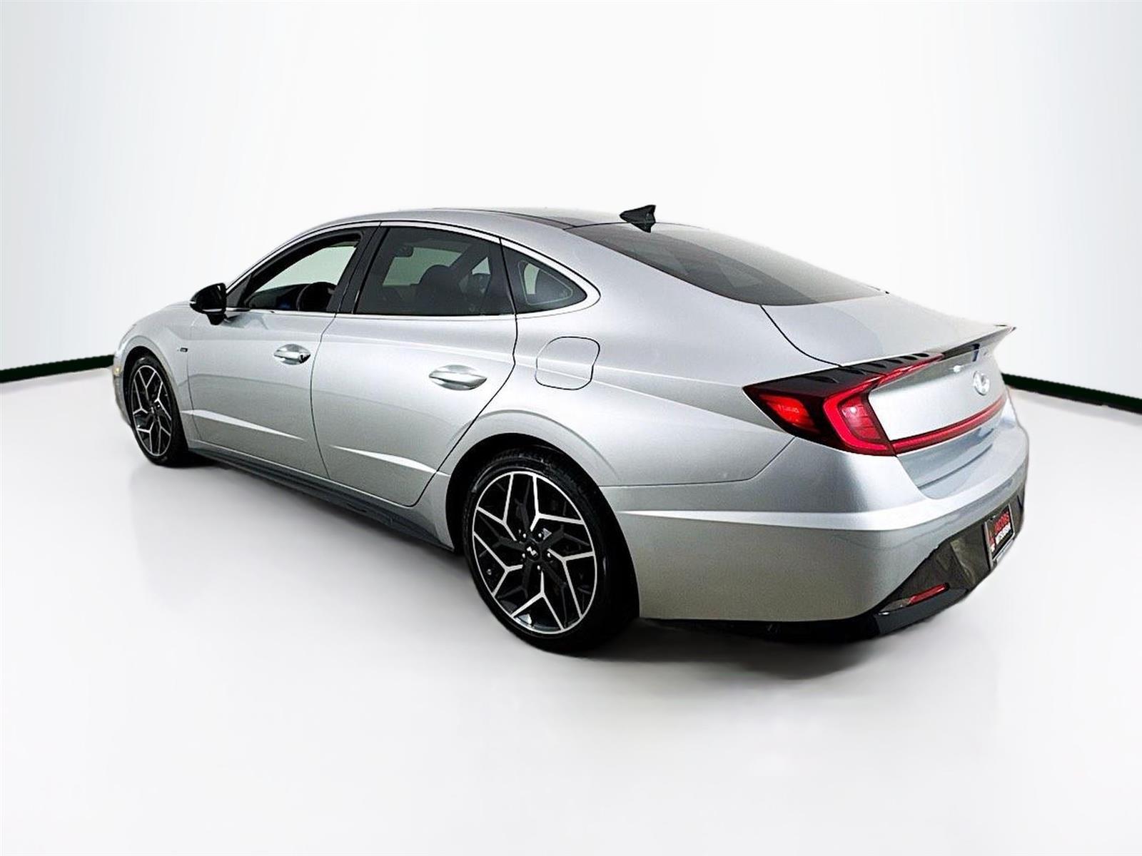 Thumbnail image of 2021 Hyundai SONATA at Jacobs Mitsubishi - Wesley Chapel