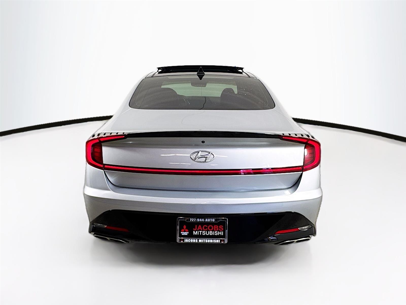 Thumbnail image of 2021 Hyundai SONATA at Jacobs Mitsubishi - Wesley Chapel