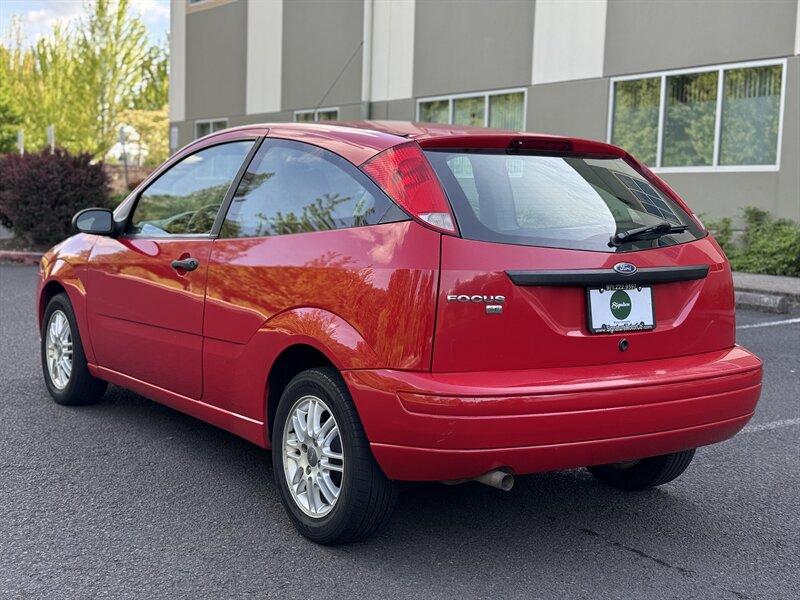 Thumbnail image of 2007 Ford Focus at Signature Motor Company