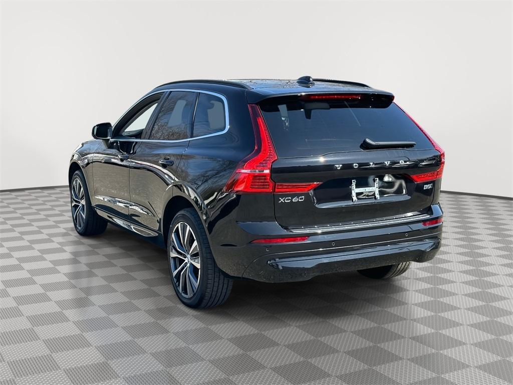 Thumbnail image of 2022 Volvo XC60 at Empire Volvo Cars of Smithtown