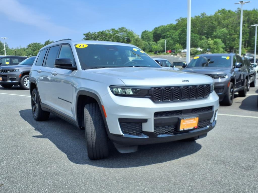 Thumbnail image of 2023 Jeep Grand Cherokee L at Kelly Jeep Chrysler