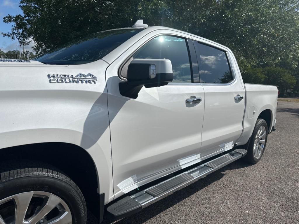 Thumbnail image of 2020 Chevrolet Silverado 1500 at Crescent Automotive Corp INC