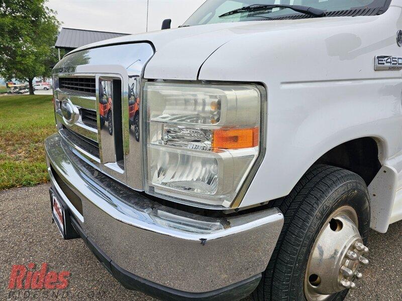 Thumbnail image of 2009 Ford E-Series Chassis at Rides Auto Sales