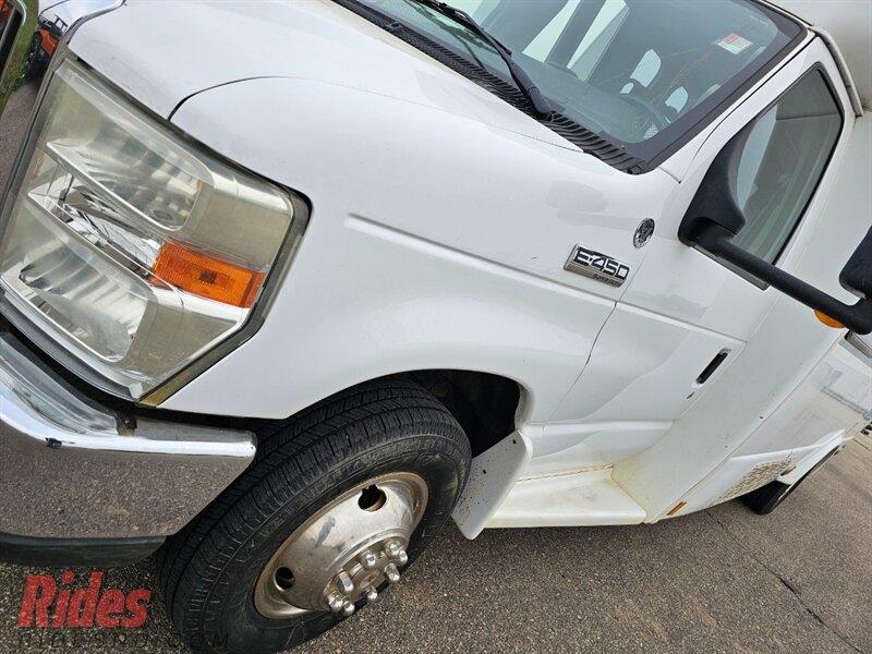Thumbnail image of 2009 Ford E-Series Chassis at Rides Auto Sales