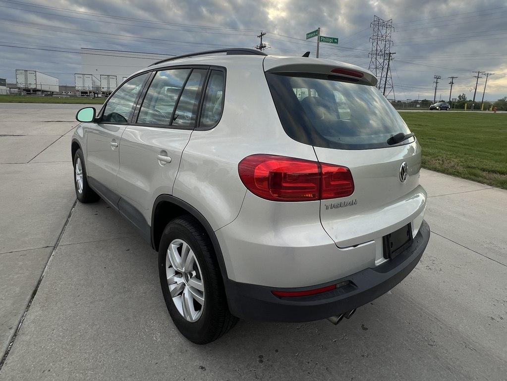 Thumbnail image of 2015 Volkswagen Tiguan at QUICK AUTO SALES