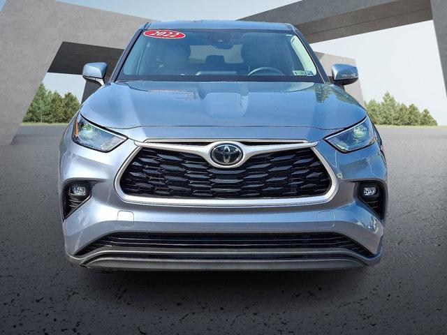 Thumbnail image of 2022 Toyota Highlander at Conicelli Toyota of Conshohocken - NEW