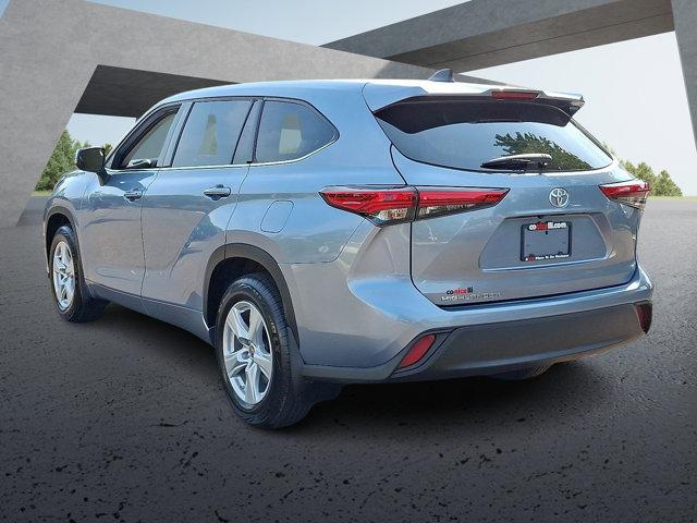 Thumbnail image of 2022 Toyota Highlander at Conicelli Toyota of Conshohocken - NEW