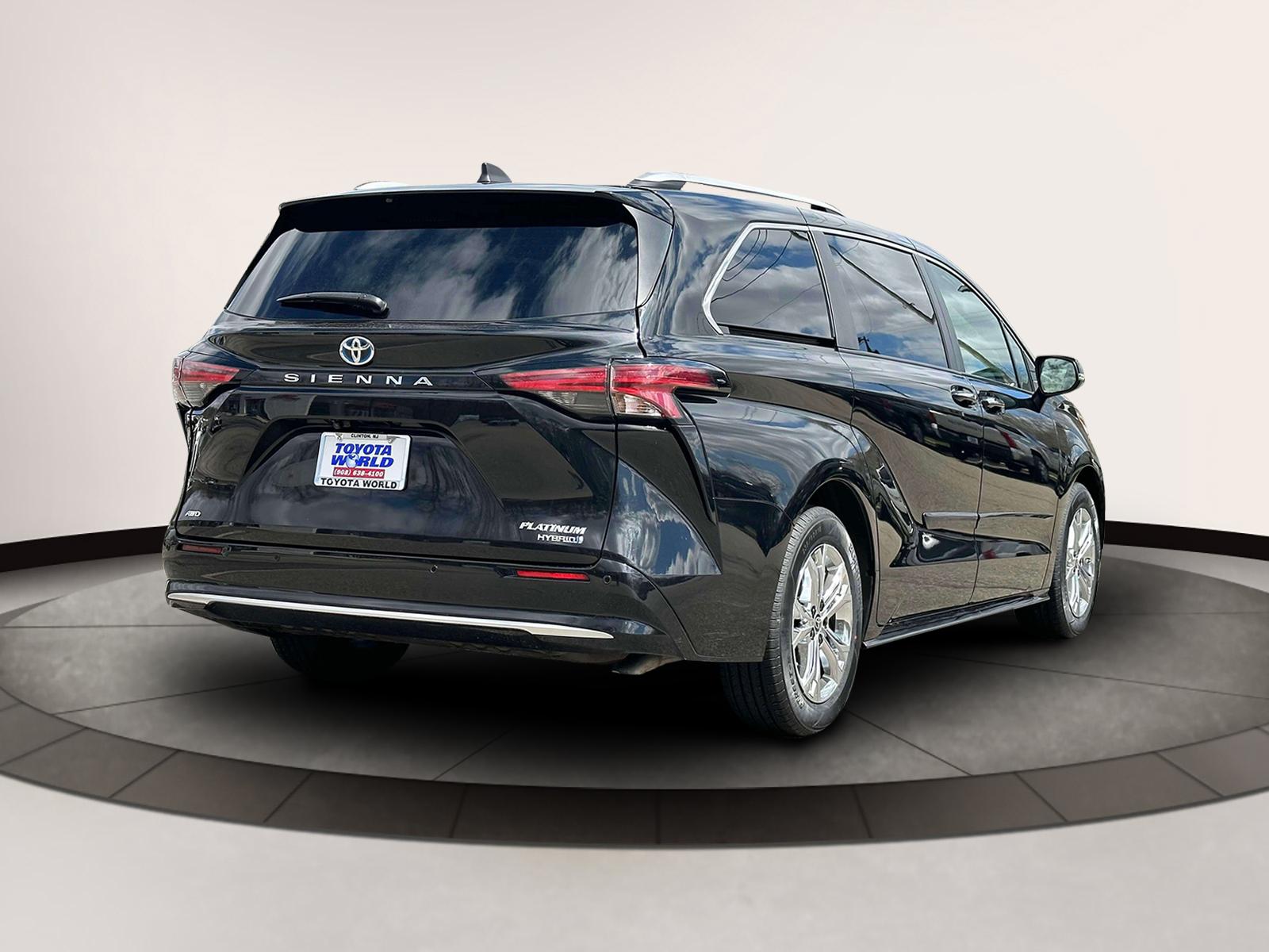 Thumbnail image of 2022 Toyota Sienna at Toyota World of Clinton