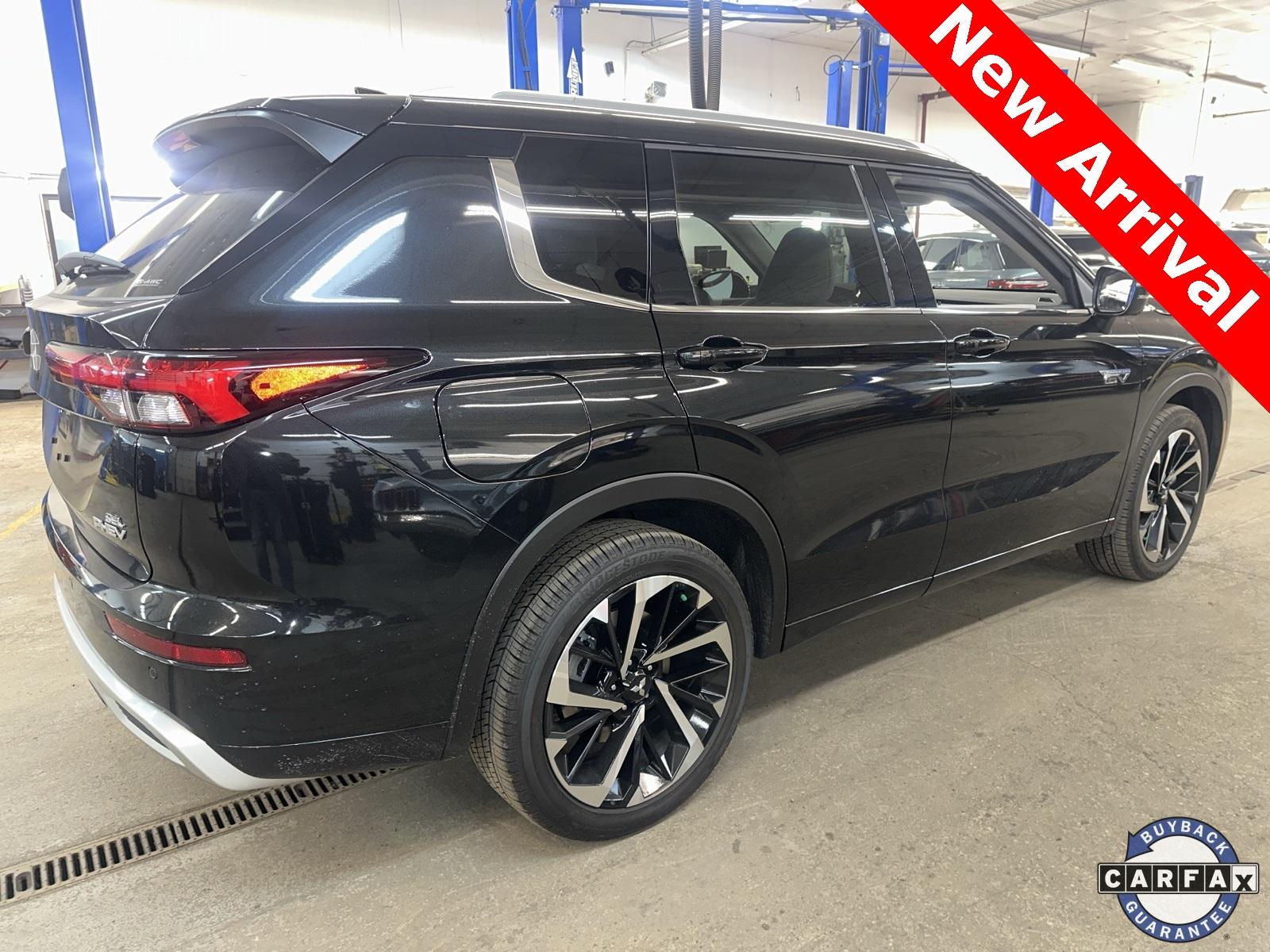 Thumbnail image of 2025 Mitsubishi Outlander PHEV at Bell Mitsubishi