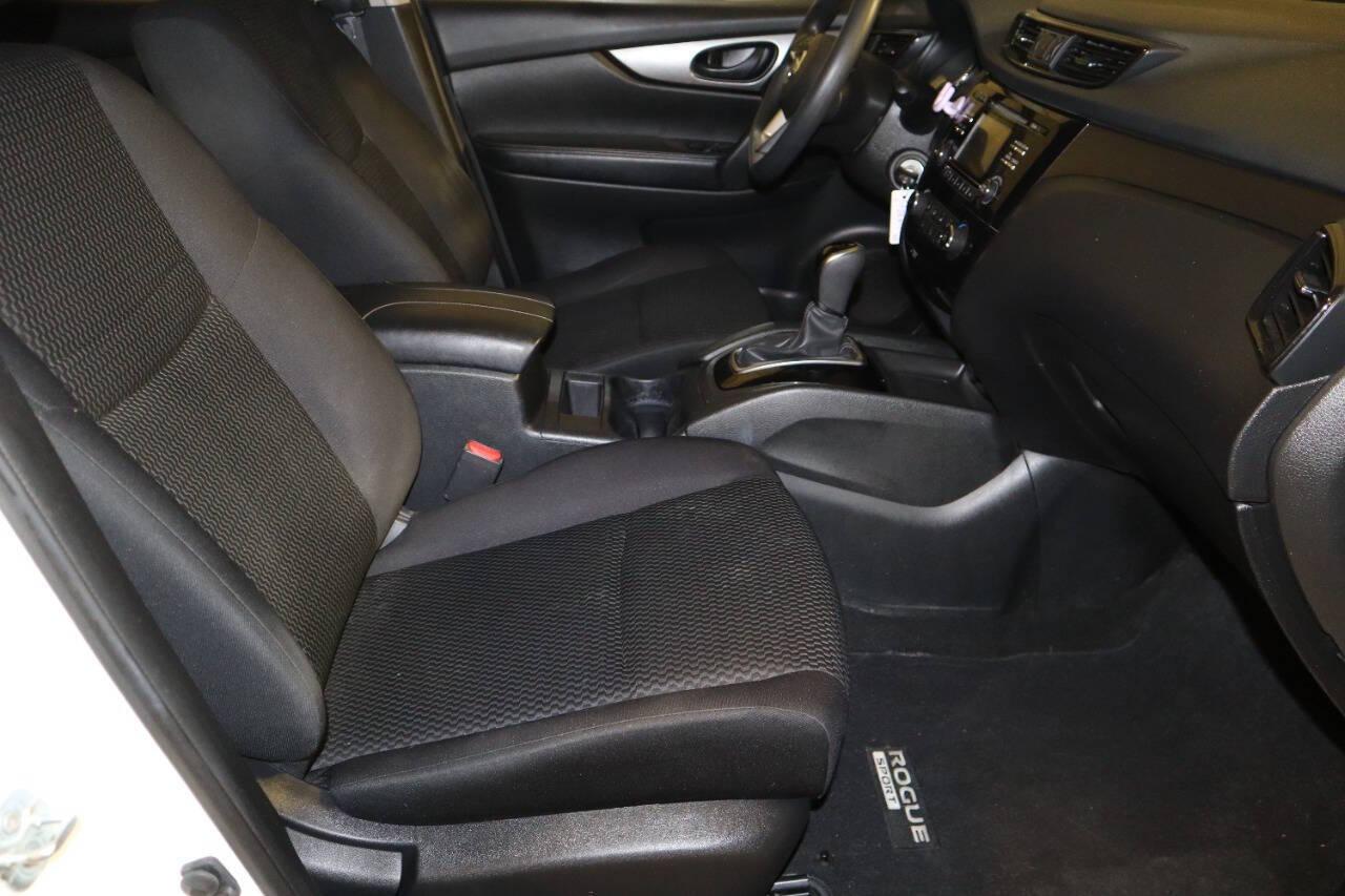Thumbnail image of 2017 Nissan Rogue Sport at Bockmann Auto Sales