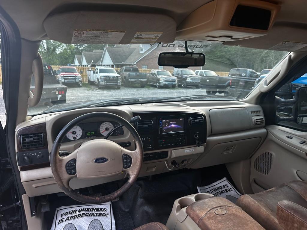 Thumbnail image of 2006 Ford F-250 Super Duty at Truck Kings Auto Sales Inc.