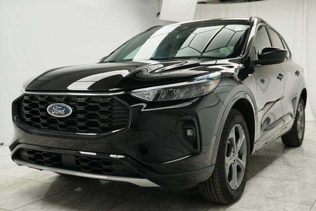 Thumbnail image of 2023 Ford Escape Hybrid at Avenue Motors LLP