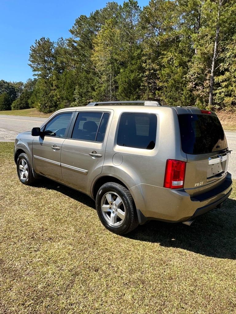 Thumbnail image of 2010 Honda Pilot at M&M Auto Sales 77