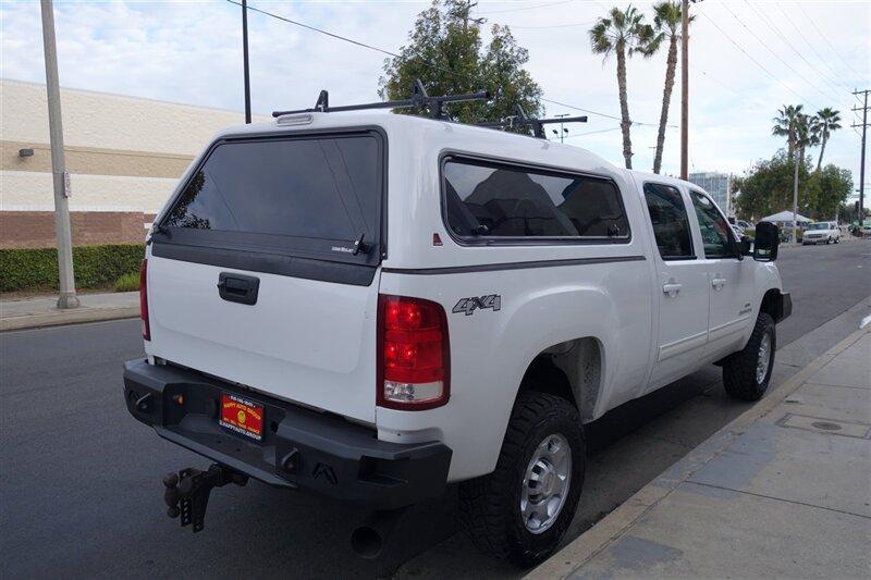 Thumbnail image of 2009 GMC Sierra 2500HD at Happy Auto Group