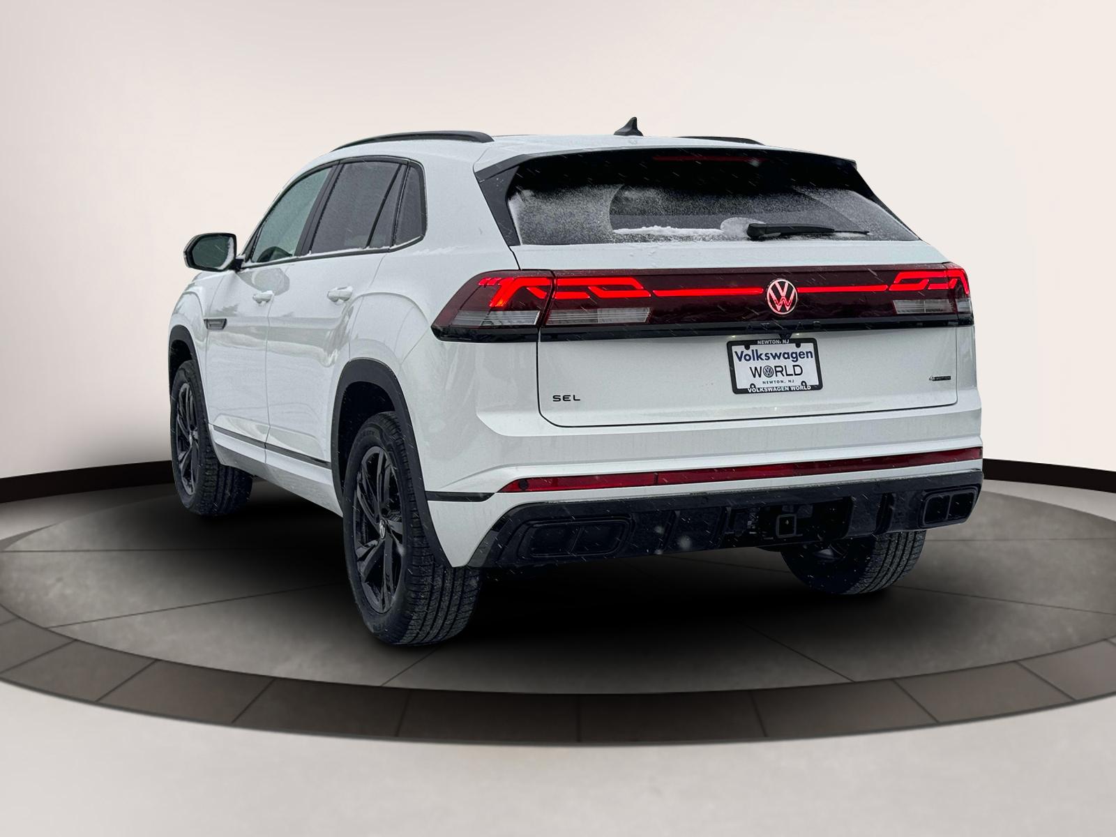 Thumbnail image of 2025 Volkswagen Atlas Cross Sport at Volkswagen World of Newton