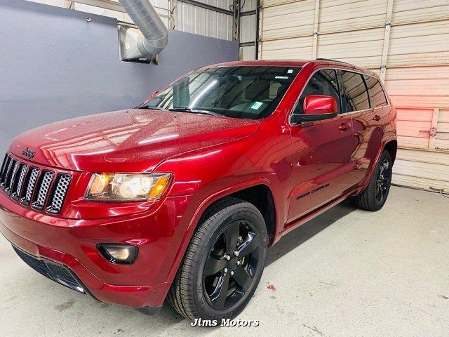 Thumbnail image of 2015 Jeep Grand Cherokee at Jim's Motors