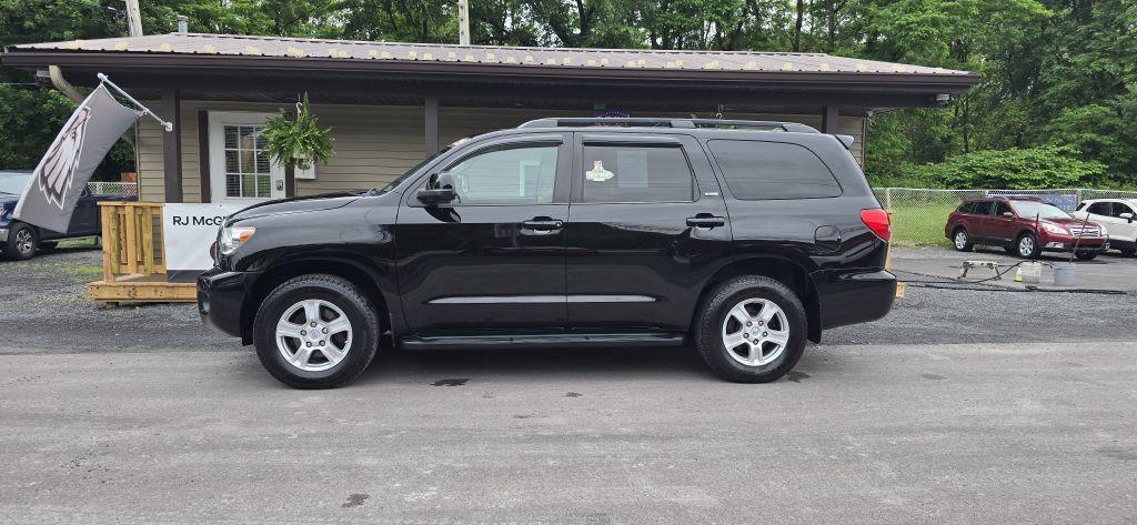 Thumbnail image of 2014 Toyota Sequoia at RJ MCGLYNN'S AUTO EXCHANGE LLC.