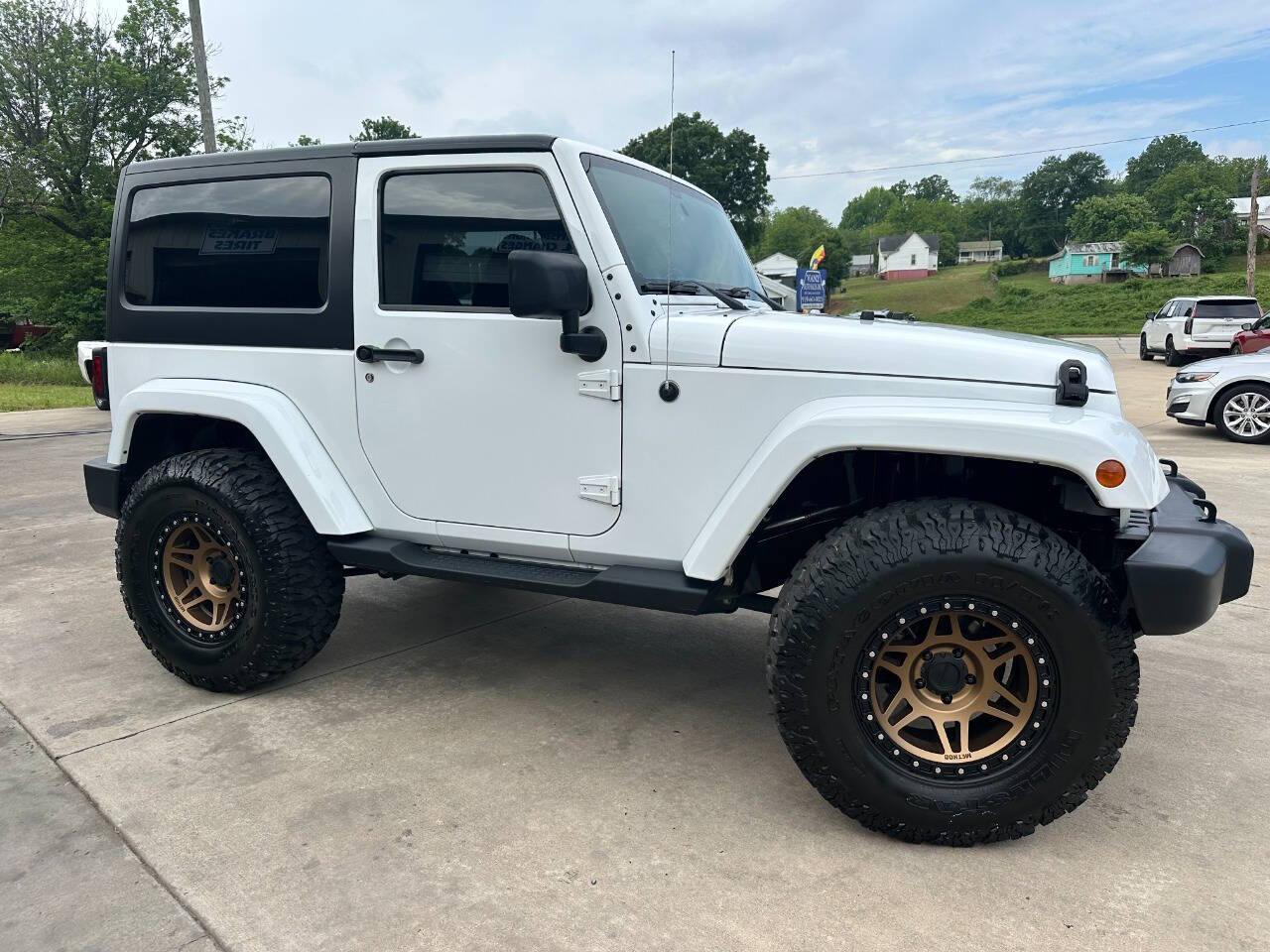Thumbnail image of 2013 Jeep Wrangler at Van 2 Auto Sales Inc.