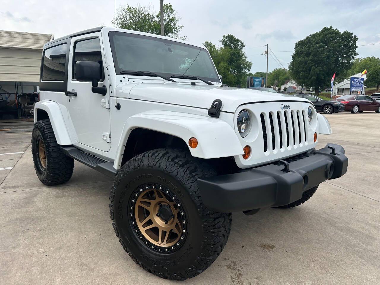 Thumbnail image of 2013 Jeep Wrangler at Van 2 Auto Sales Inc.