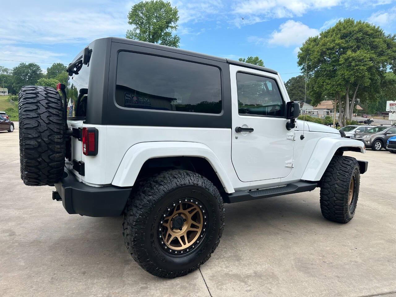 Thumbnail image of 2013 Jeep Wrangler at Van 2 Auto Sales Inc.