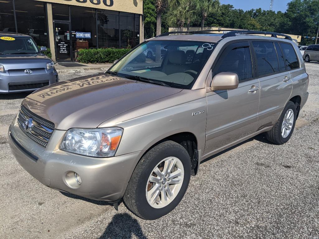 Thumbnail image of 2006 Toyota Highlander Hybrid at Mcvay Motors, Inc.