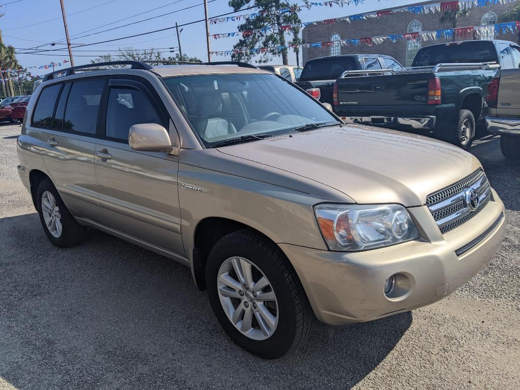Thumbnail image of 2006 Toyota Highlander Hybrid at Mcvay Motors, Inc.