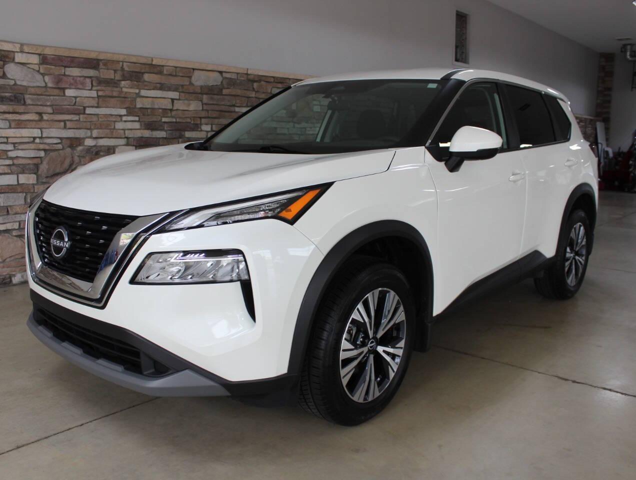 Thumbnail image of 2022 Nissan Rogue at Bud & Doug Walters Auto Sales