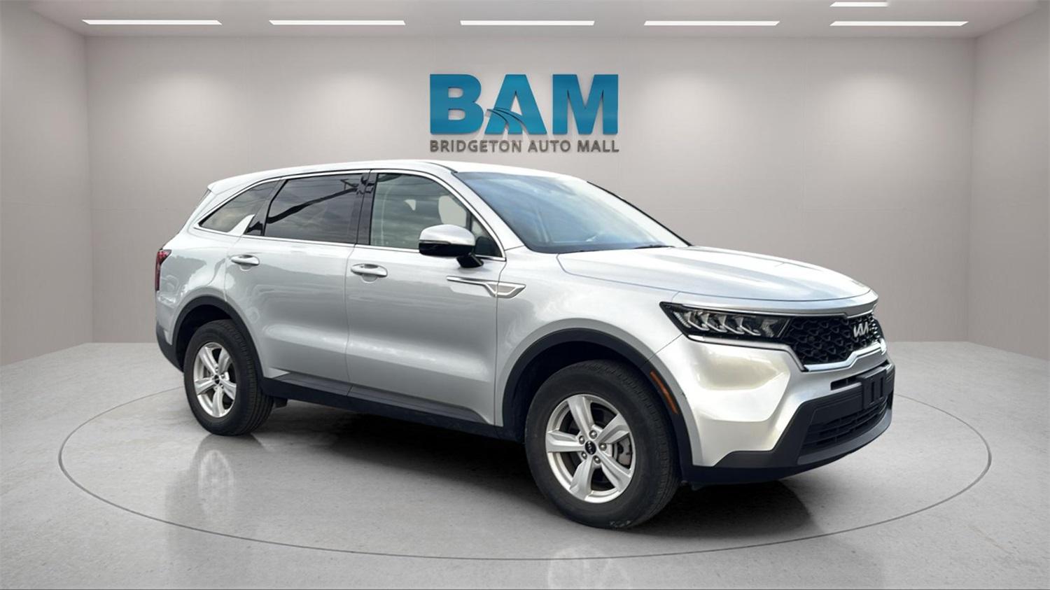 Thumbnail image of 2022 Kia Sorento at Bridgeton Auto Mall