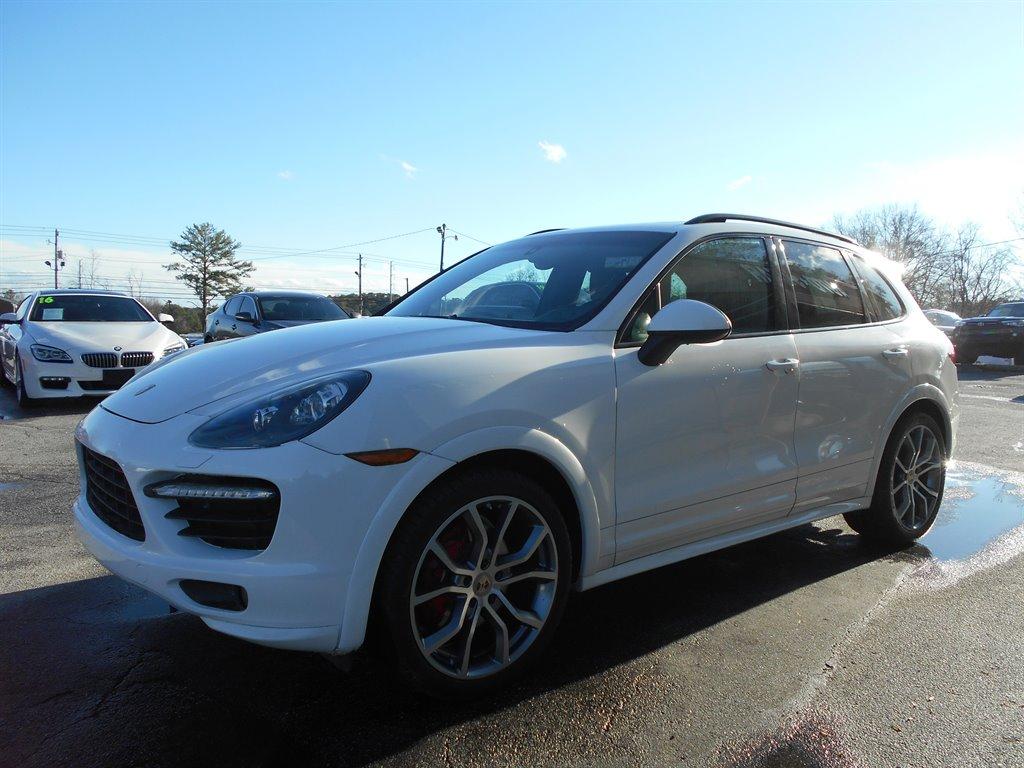 Thumbnail image of 2013 Porsche Cayenne at TUCKER AUTO STAR