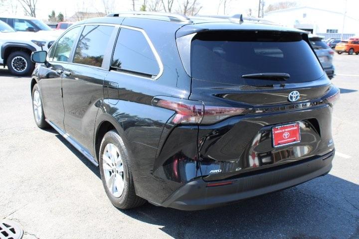 Thumbnail image of 2024 Toyota Sienna at Toyota of Massapequa