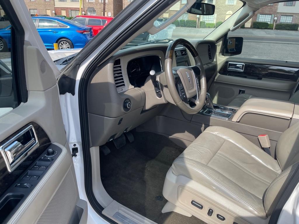 Thumbnail image of 2015 Lincoln Navigator at Integrity Auto