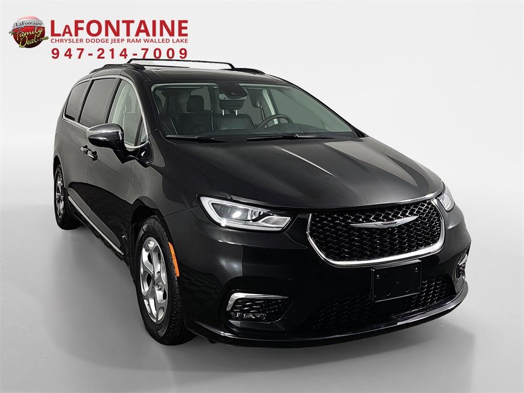 Thumbnail image of 2023 Chrysler Pacifica at LaFontaine Chrysler Dodge Jeep Ram of Walled Lake