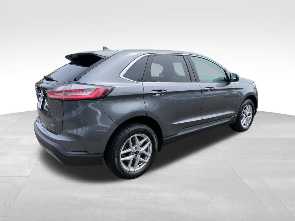 Thumbnail image of 2023 Ford Edge at Newins Bay Shore Ford