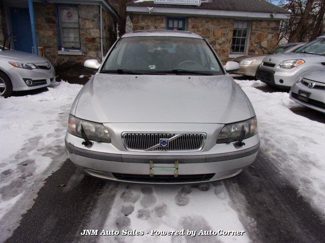 Thumbnail image of 2001 Volvo V70 at JNM Auto Sales