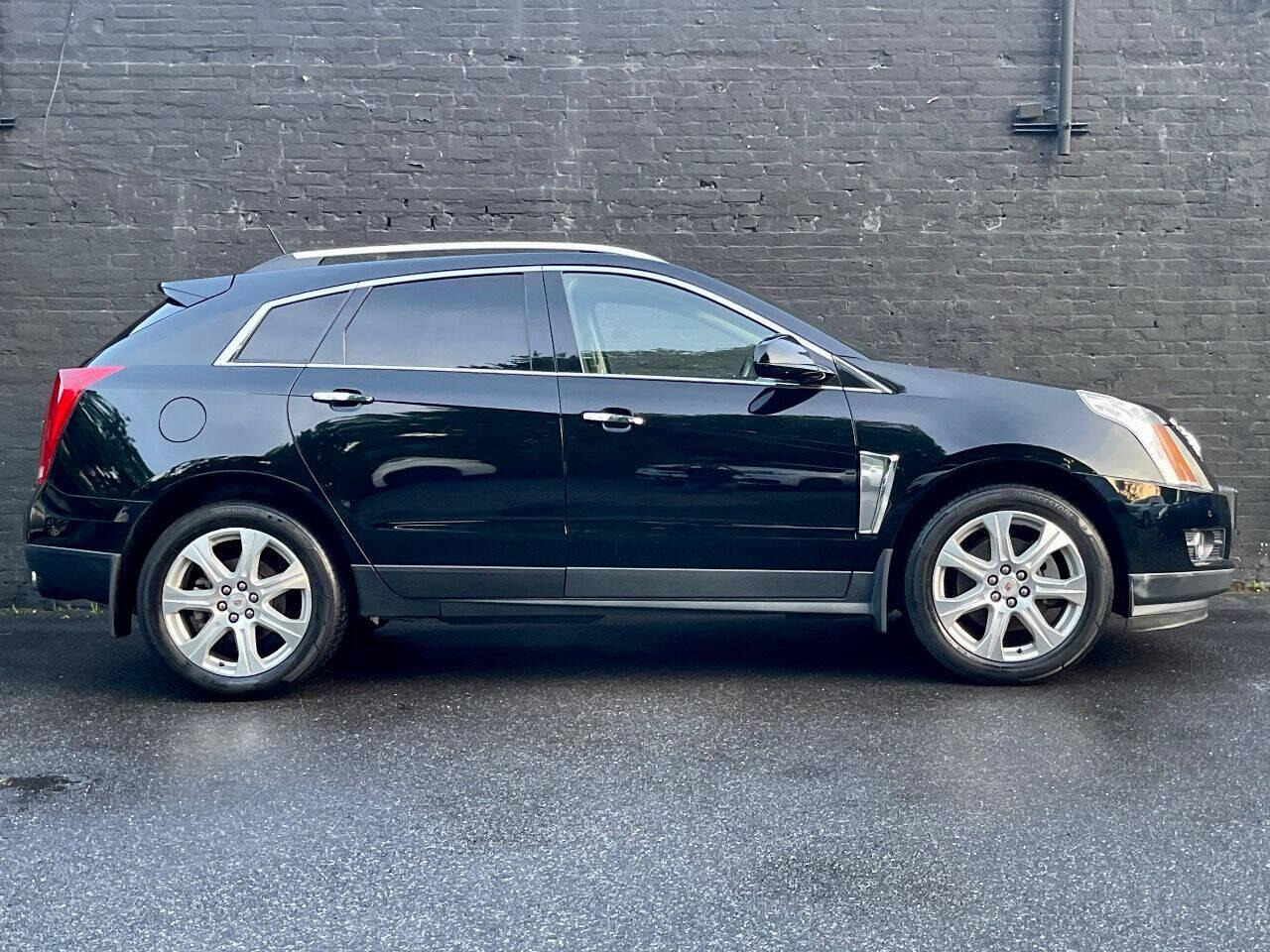 Thumbnail image of 2016 Cadillac SRX at Kings Point Auto