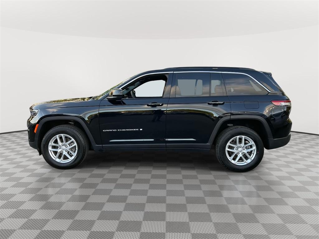 Thumbnail image of 2025 Jeep Grand Cherokee at Empire Chrysler Dodge Jeep Ram